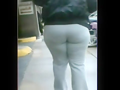Thick booty latina culo in sweats