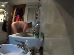 The blonde angel bath following the